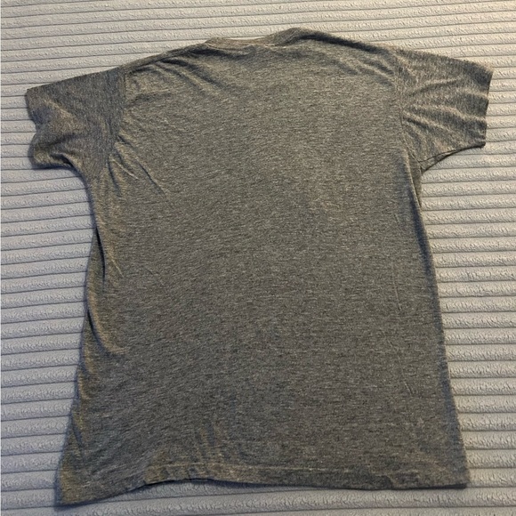 Chicago White Sox 80s logo Sneaker Tag T shirt - Picture 2 of 9